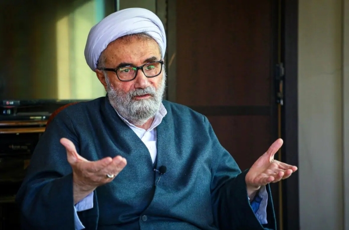 هشدار تند مسیح مهاجری به روحانیون/ به دره خطرناک افراط و تفریط سقوط نکنیم