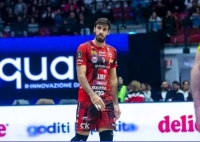 درس پوریا حسین‌خانزاده به روبرتو پیاتزا!