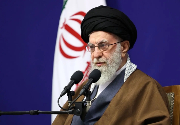 رهبر انقلاب:  با همه سختی‌ها و تنگ‌دستی‌‌ها، نقاط مثبت فراوانی در کشور داریم