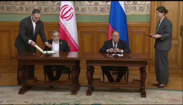 امضای برنامه رایزنی‌های وزارت‌خارجه‌های ایران و روسیه