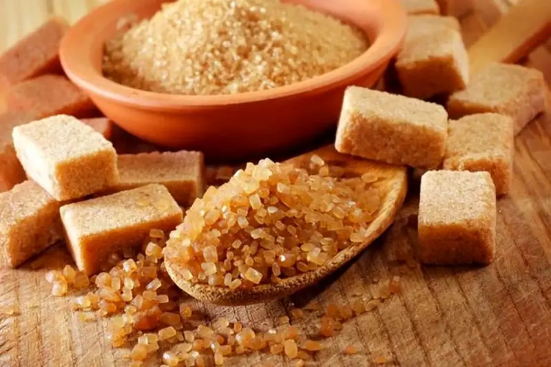 شکر قهوه ایی