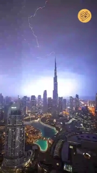 ویدئویی جالب از لحظه اصابت رعد و برق به برج خلیفه دبی