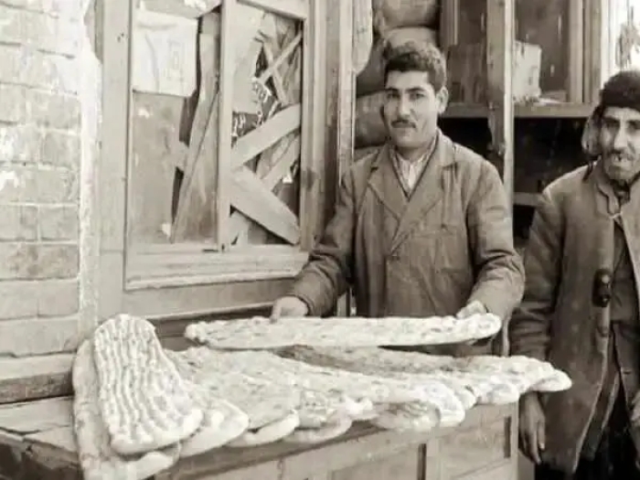 قیمت انواع نان و دستمزد نانوایی‌ها در سال 1344