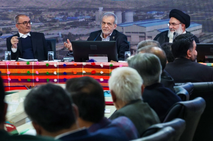 هیچ حرف تازه‌ای به رییس جمهور نزدیم/ جلسات ما گاهی شبیه سریال پایتخت می‌شود