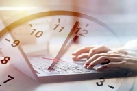 مدارس و ادارات فردا با 2 ساعت تأخیر آغاز می‌شوند