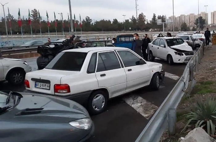 تصادف زنجیره‌ای مرگبار در شهر جدید سهند/ 2 نفر کشته و 4 تن مصدوم شدند