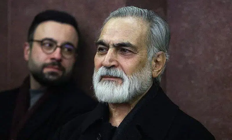 حسین فریدون