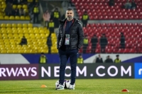 زمین‌های فوتبال عمدا به این روز درآمده‌اند!