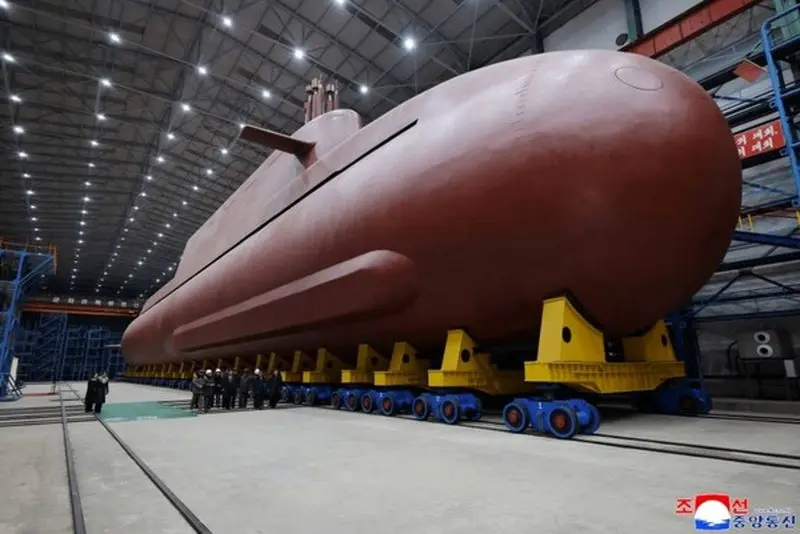 زیردریایی اتمی کره شمالی