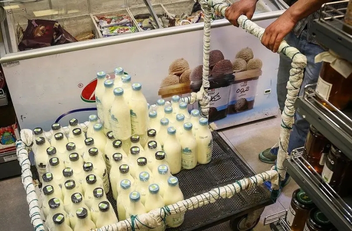 بلاتکلیفی در بازار لبنیات؛ قیمت‌های جدید رسمی نیست!