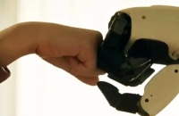 ربات آینده الی جی کارهای خانه را انجام می دهد!