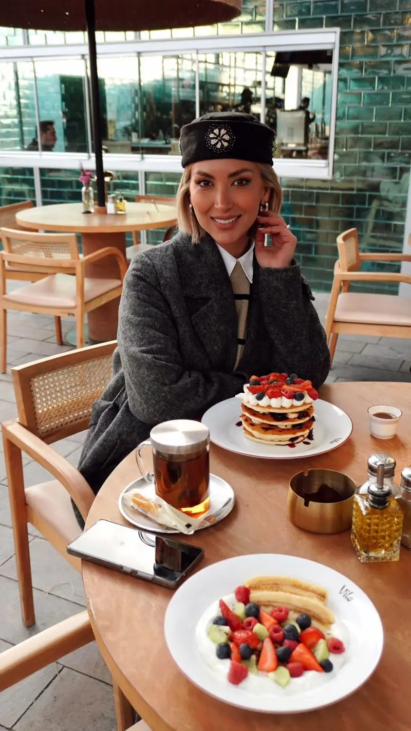 مینا مختاری