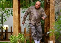 حامد وکیلی همبازی عموپورنگ شد