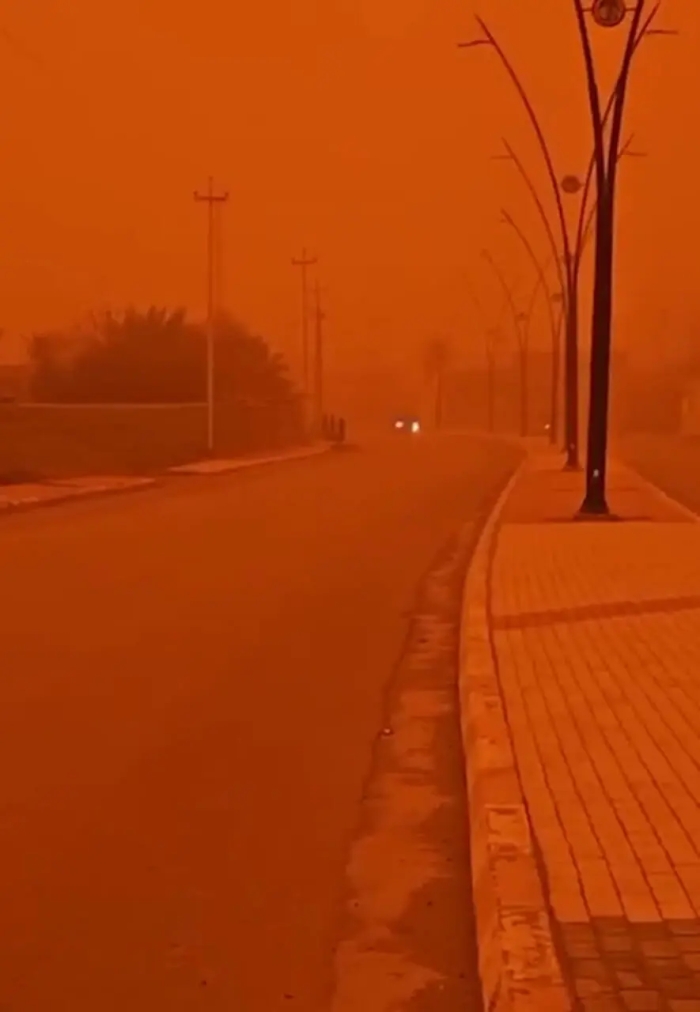 آسمان غرب عراق به رنگ سرخ درآمد