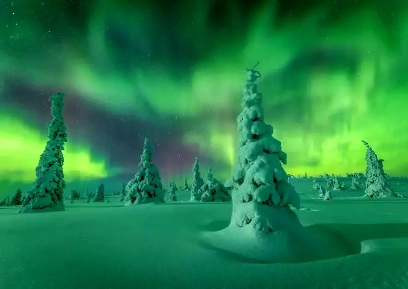 شفق قطبی 2025