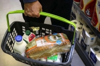 یارانه 700 هزار تومانی؛ اعتبار جدید به چه کسانی تعلق می‌گیرد؟