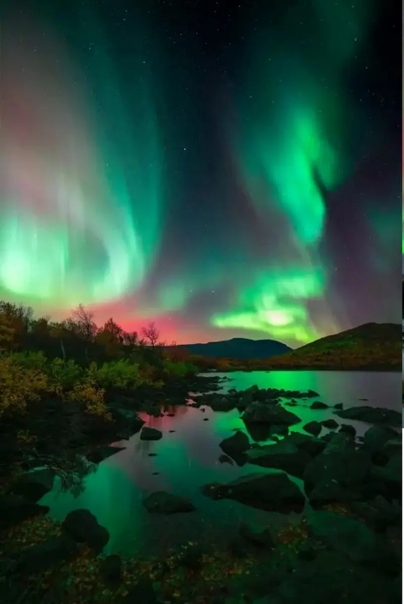 شفق قطبی 2025