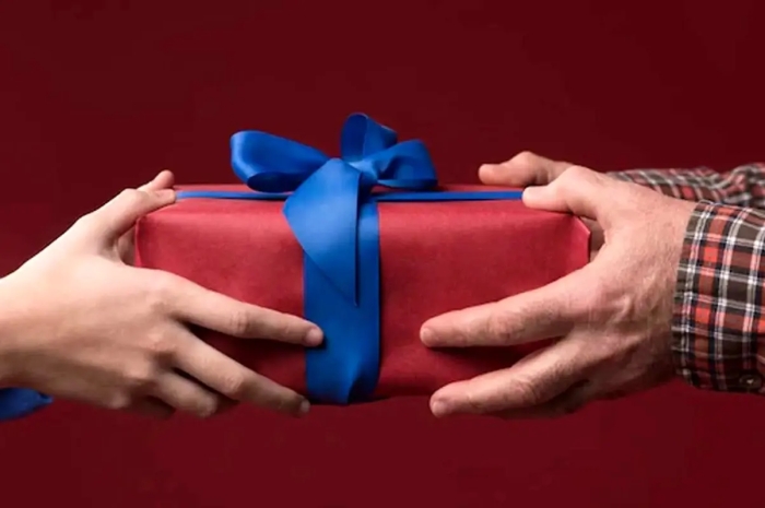 10 هدیه اقتصادی برای روز پدر