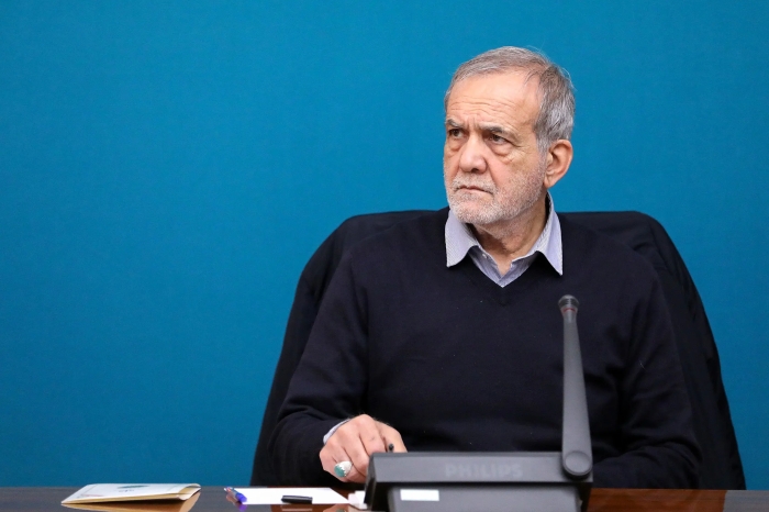 یک استاد دانشگاه به پزشکیان: کاش بودجه صداوسیما را کم می‌کردید