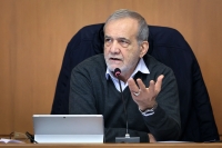 آیا رییس‌جمهور، فقط ماشین امضای احکام است؟