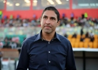 وقتی هاشمیان بعد از اخراج بازهم روی نیمکت نشست!