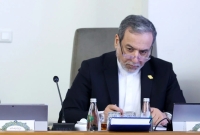 عراقچی در واکنش به اقدام اتحادیه اروپا درباره سپاه: اروپا سرگرم دمیدن در آتش بحران است