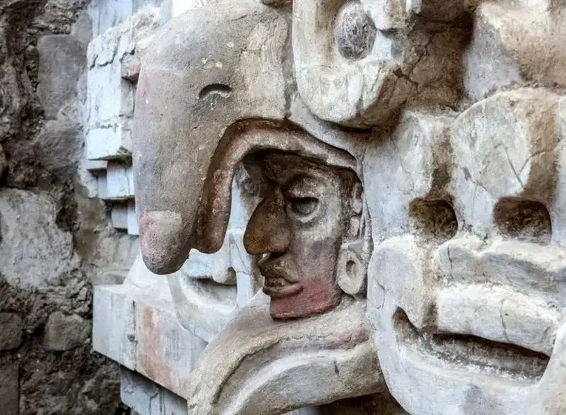 مقبره جغدنشان