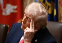 سی‌ان‌ان: ترامپ در حال بررسی حمله‌ای گسترده به ایران است