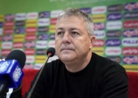 تصویر؛ اسکوچیچ قبل از بازی با سپاهان زیر سرم رفت!