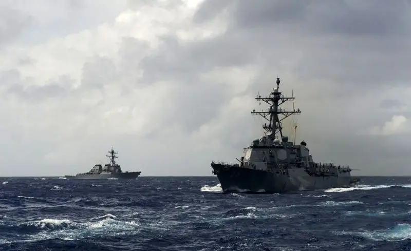 ناوشکن آرلی برک