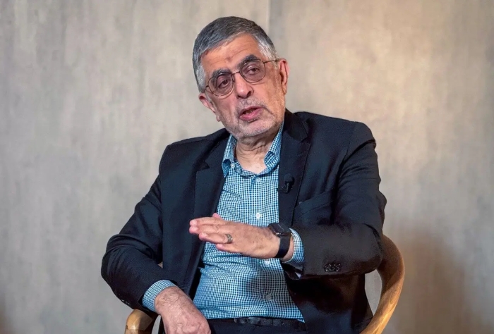 کرباسچی: آقای پزشکیان به جای سخنرانی‌های تکراری، یک کار عملی انجام دهید