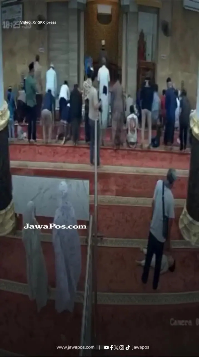 اقدام حادثه‌آفرین دو دختر هنگام اقامه نماز در مسجد