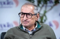 زیباکلام: ایران و آمریکا اراده توافق دارند/ جنگ ایران را ویران می‌کند اما به سقوط نظام منجر نمی‌شود