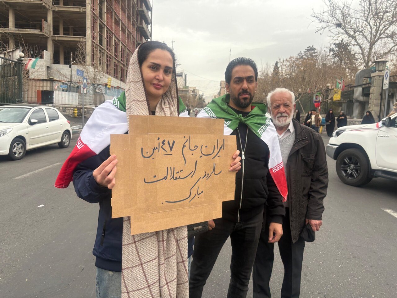زنان حاضر در راهپیمایی 22 بهمن در قاب تصویر صداوسیما + عکس