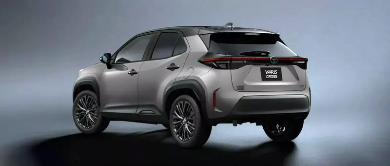 تویوتا یاریس