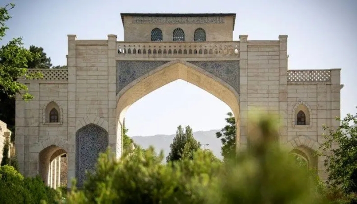 آیین تعویض قرآن در دروازه قرآن شیراز + تصاویر