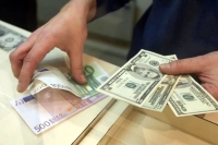 بازار دلار بانکی داغ شد