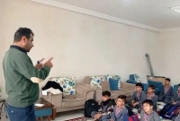 ضعف اینترنت، آموزش دانش‌آموزان را به خانه معلمان منتقل کرد