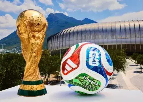 تحویل در آنتالیا/ توپ جام جهانی به ایران نرسید!