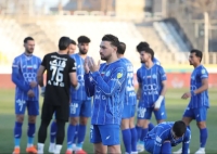 تاجرنیا: آنها جایی نمی‌روند و فصل بعد با ما هستند/ آخرین موضع استقلال درباره جدایی خارجی‌ها