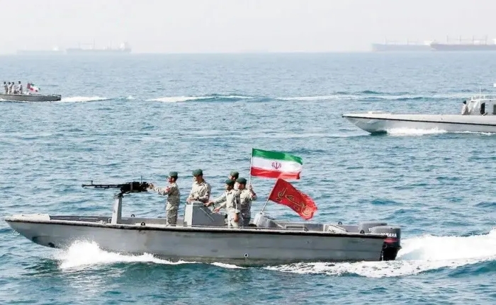 راشاتودی: تنگه هرمز «بمب اتمی» ایران/ چگونه واشنگتن صبر تهران را لبریز کرد