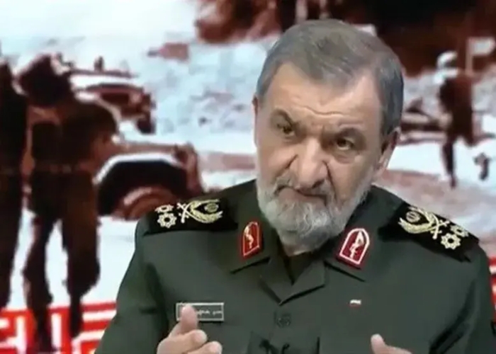 رضایی: در مذاکره جدی و در جنگ جدی تریم