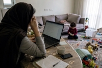 مادرانِ کار، کودکانِ بی‌مهد
