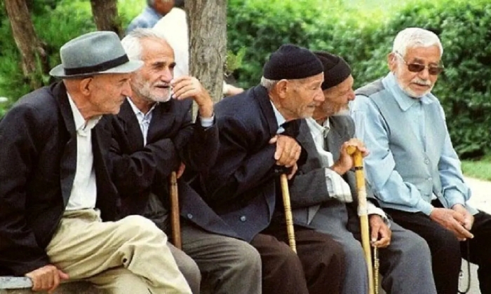 شناسنامه الکترونیک سالمندی برای افراد بالای 60 سال در کشور طراحی می‌شود