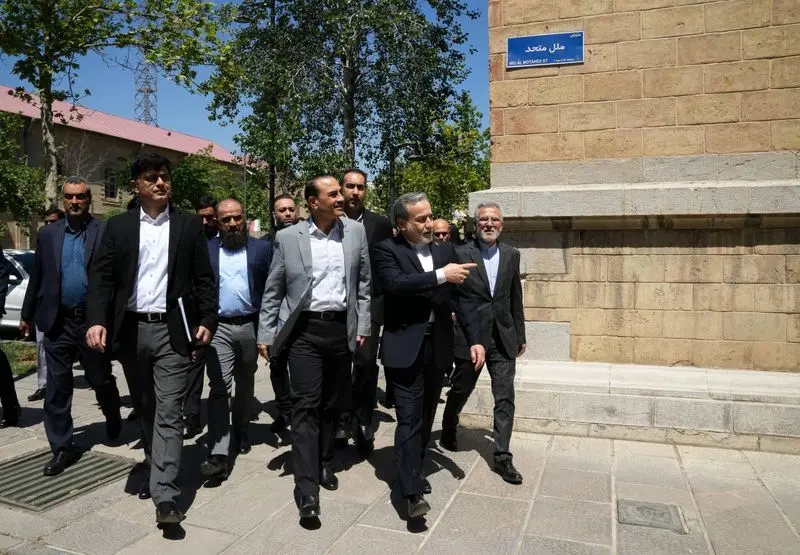 عاصم منیر و عراقچی