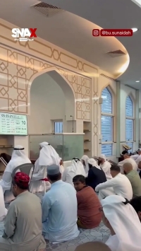 حضور خبرساز یک ربات در نماز عید قربان