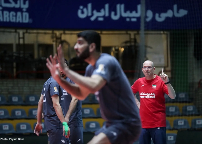 ورود ممنوع: اینجا فقط لژیونرها هستند!