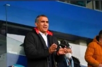 جشن تولد عابدزاده در آمریکا با کیک پرسپولیس