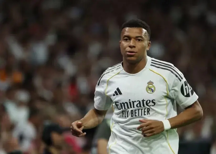 همه غیر از بارسا می‌دانند رئال بزرگترین باشگاه دنیاست