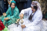 تصاویر؛ مسابقه نخ‌ریسی زنان عشایر در آرامگاه سعدی